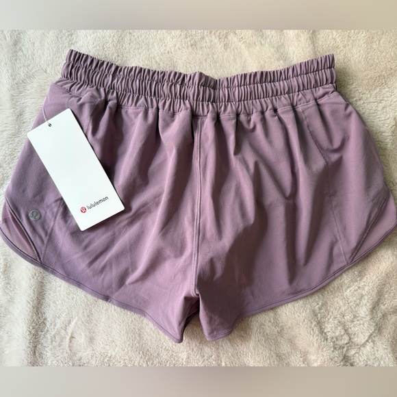 NWT Lululemon Athletica Hotty Hot LR Short Lavender Lux Size 8 - Picture 6 of 9